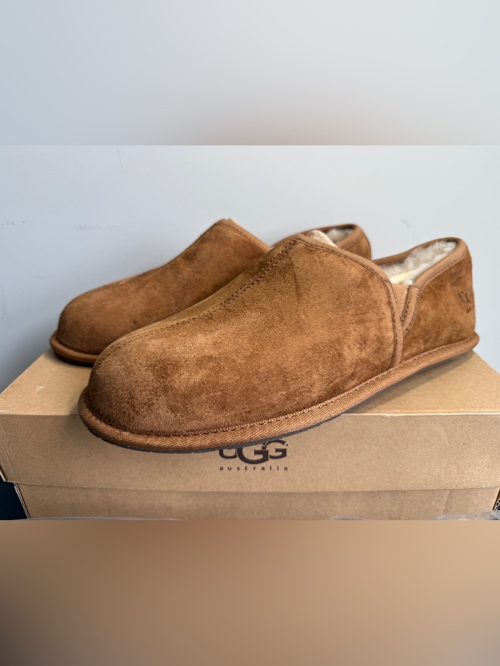 UGG Scuff Romeo II Slippers - Picture 2 of 12